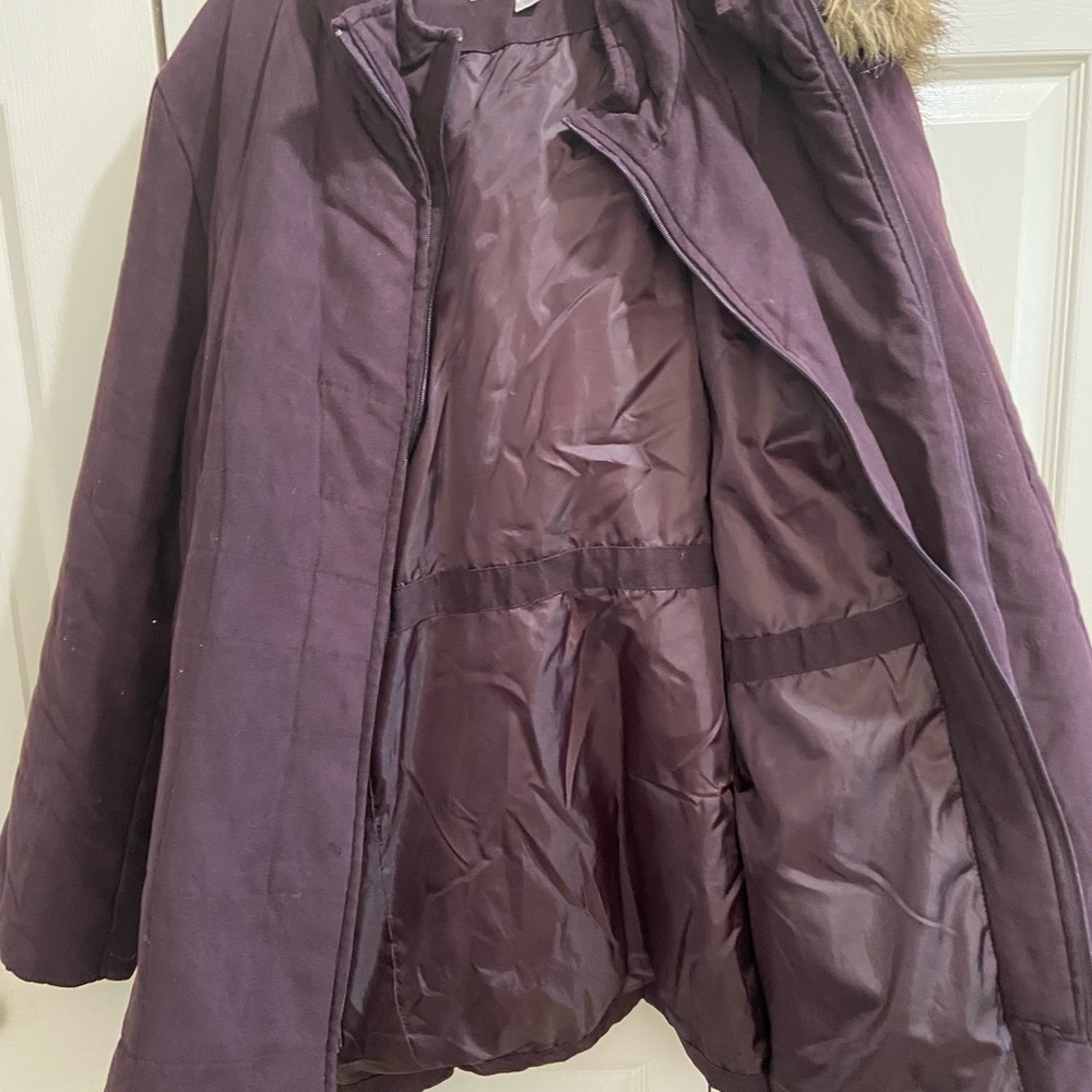 Womens Dark Purple quilted double zipper front long coat. - Picture 3 of 7
